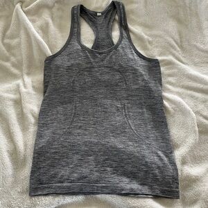 lululemon women’s Racerback Tank Size 8
